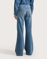 Jeans lunghi a vita alta in denim blu stretch con tasche accessorio pietre -  | Seventy Venezia